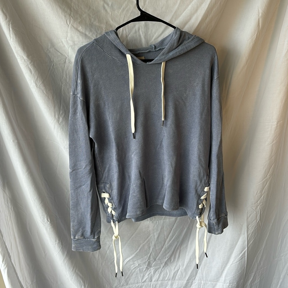 Women’s distressed Sweatshirt with braided detail